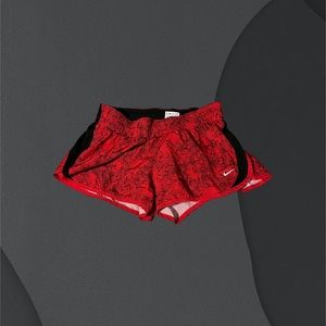Vintage Nike Running Shorts Women’s Y2K Red